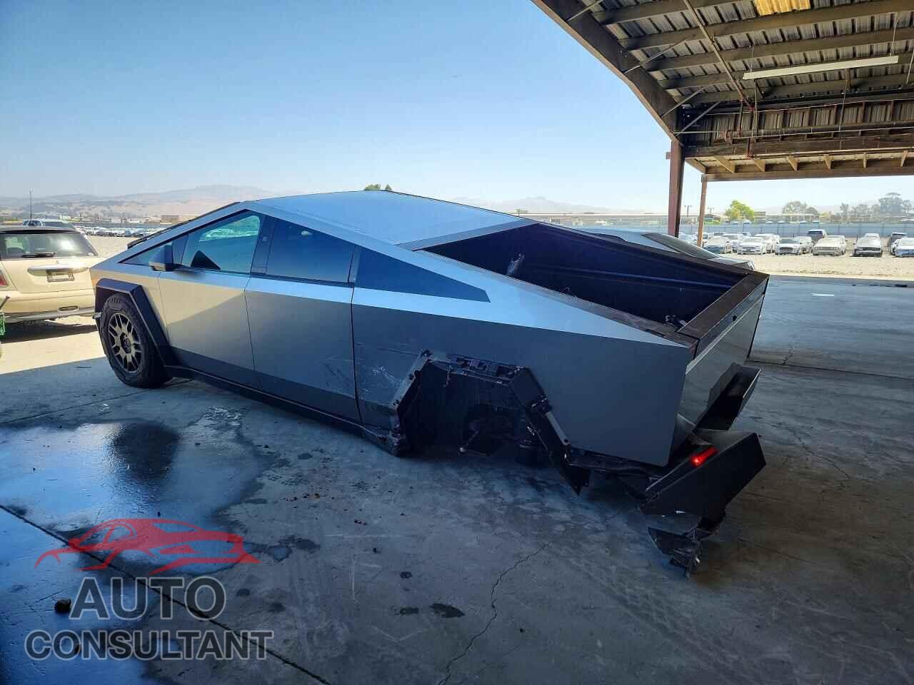 TESLA CYBERTRUCK 2024 - 7G2CEHEE6RA031974