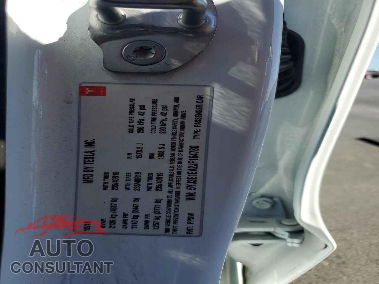 TESLA MODEL 3 2018 - 5YJ3E1EA2JF164780