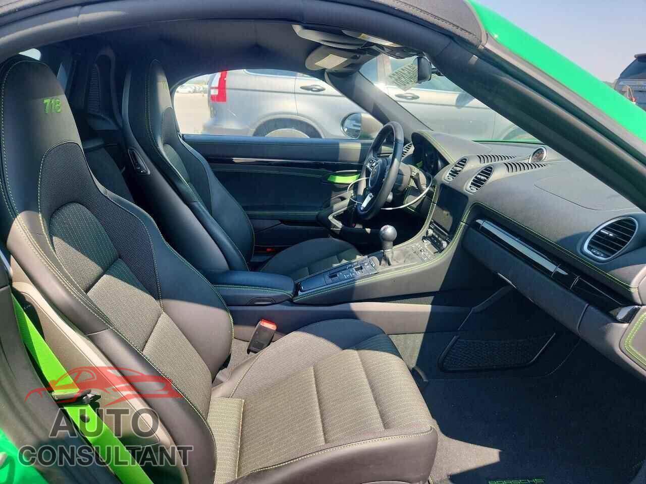 PORSCHE BOXSTER 2023 - WP0CA2A82PS205117
