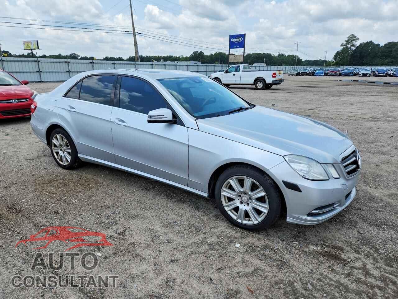 MERCEDES-BENZ E-CLASS 2013 - WDDHF8JB8DA701312