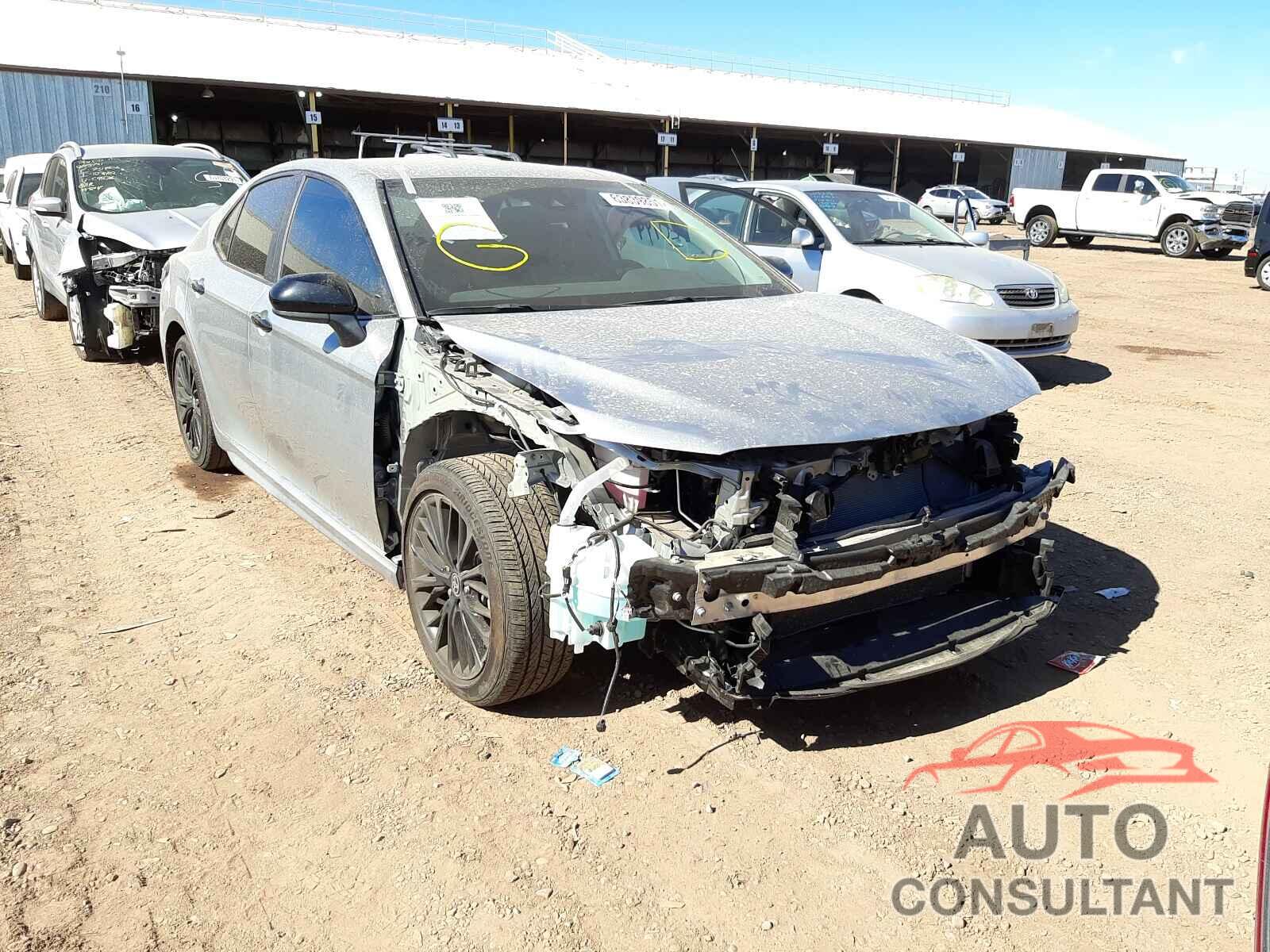 TOYOTA CAMRY 2021 - 4T1G11AK4MU410862