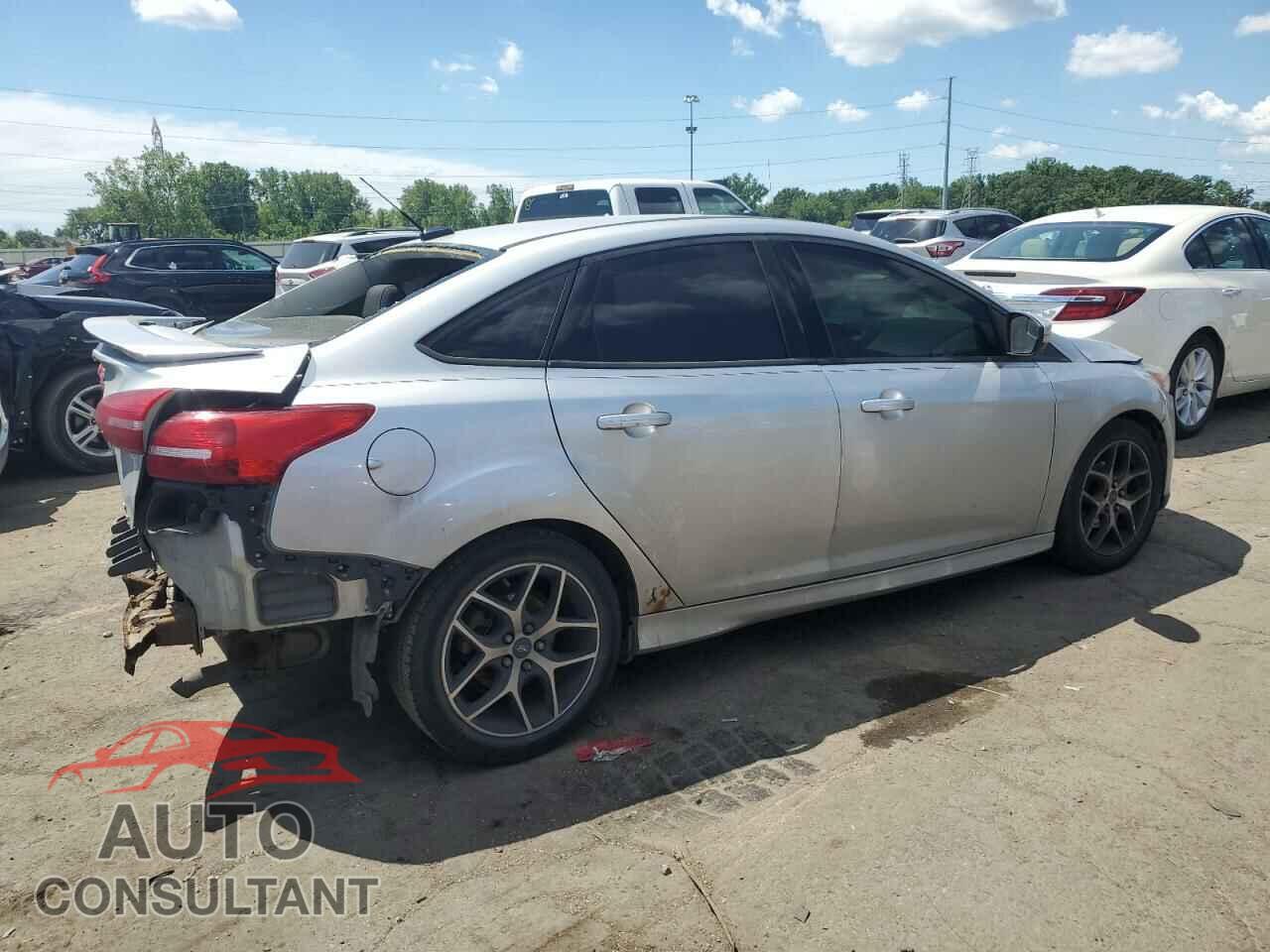 FORD FOCUS 2016 - 1FADP3F23GL359641