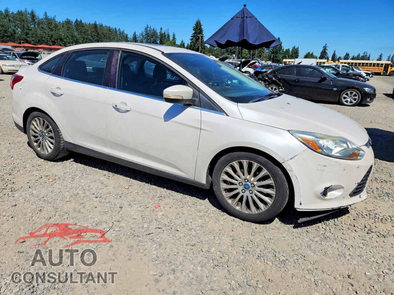 FORD FOCUS 2012 - 1FAHP3J21CL213595