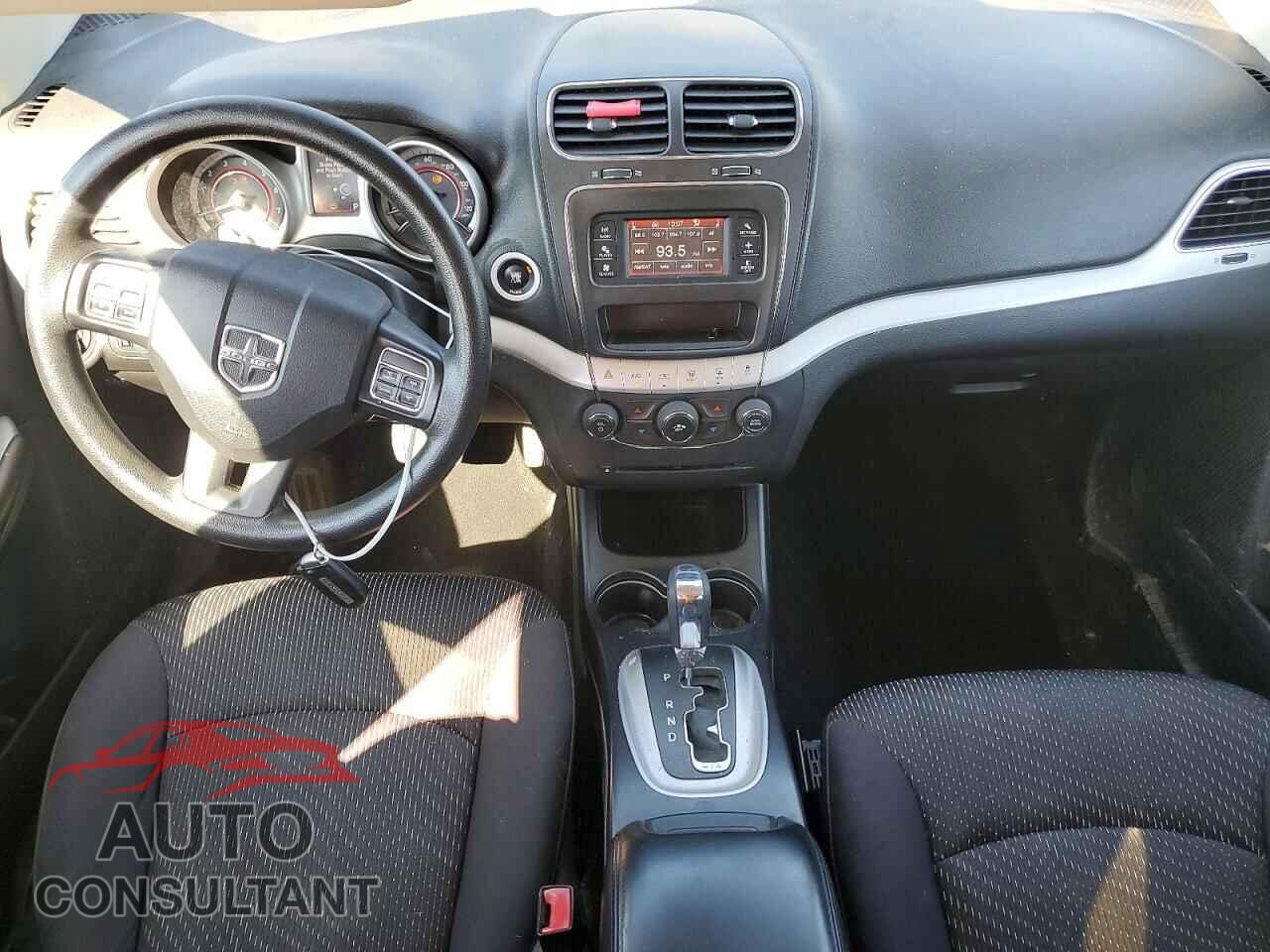 DODGE JOURNEY 2015 - 3C4PDDBG1FT608710