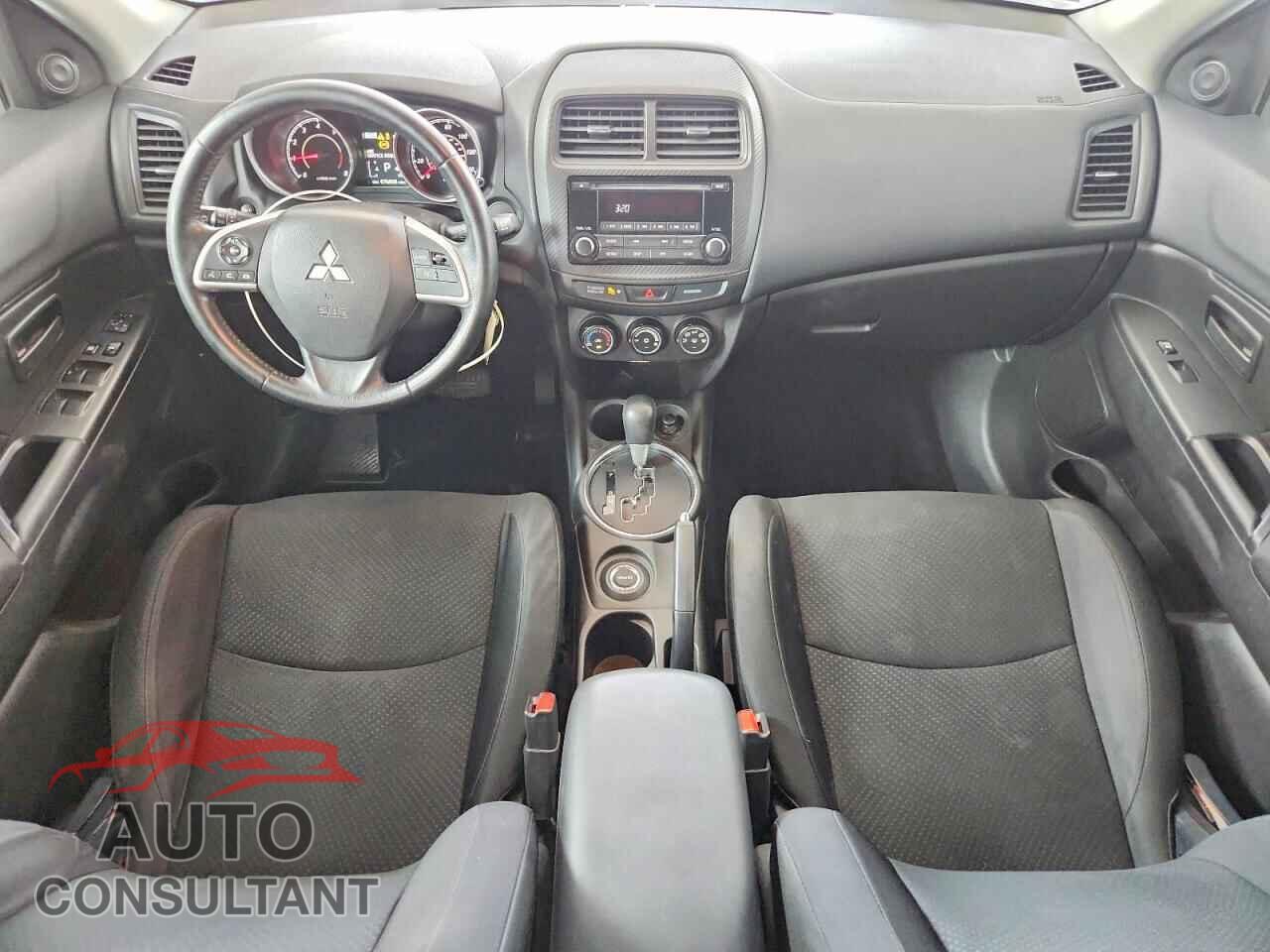 MITSUBISHI OUTLANDER 2015 - 4A4AR3AU6FE011005