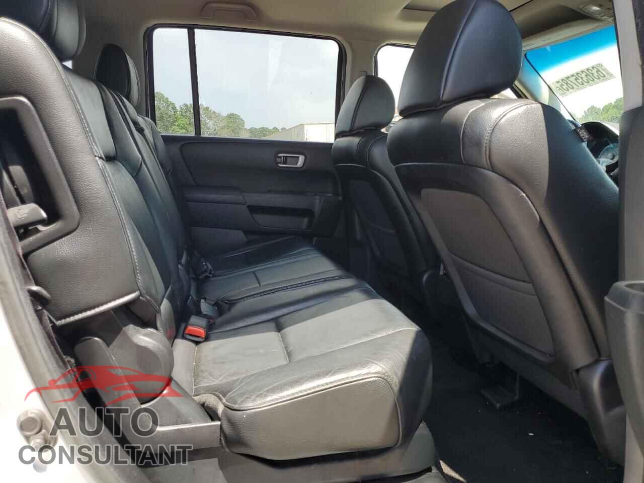 HONDA PILOT 2014 - 5FNYF3H71EB002935