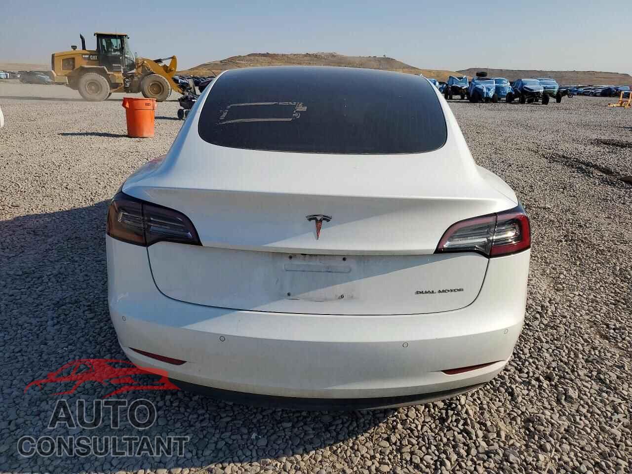 TESLA MODEL 3 2018 - 5YJ3E1EB1JF097968