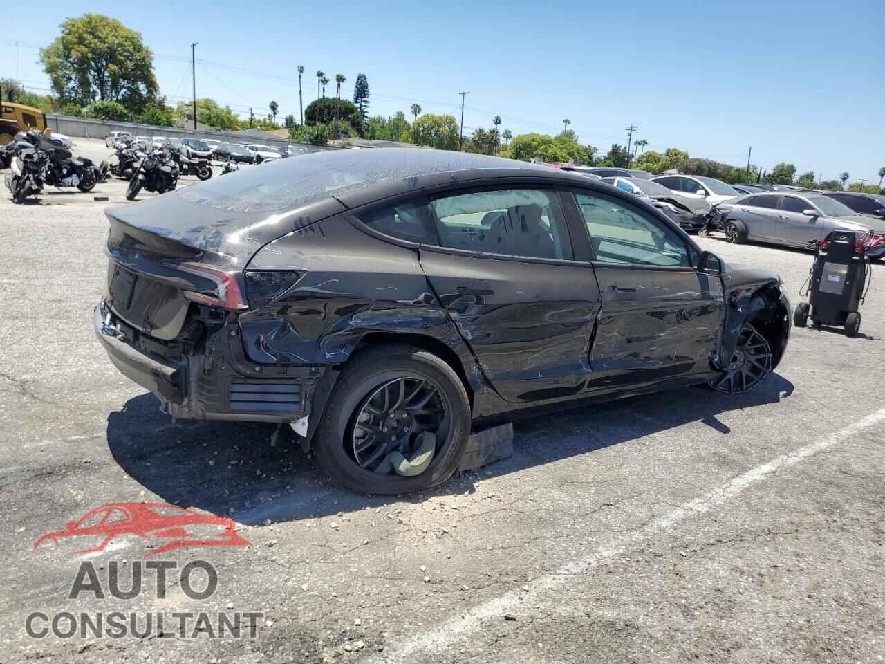 TESLA MODEL 3 2025 - 5YJ3E1EA2SF034905