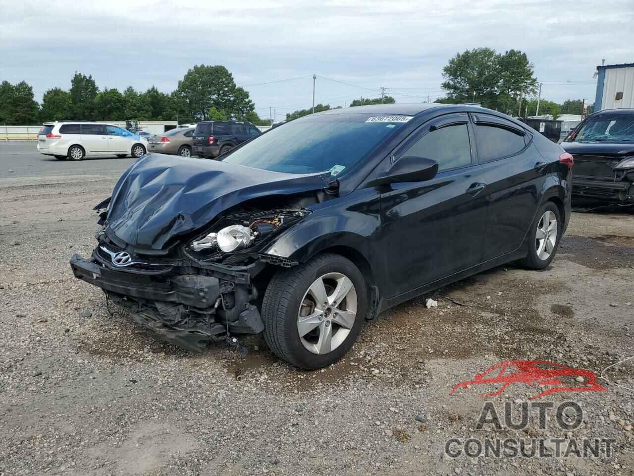 HYUNDAI ELANTRA 2013 - 5NPDH4AE4DH283149