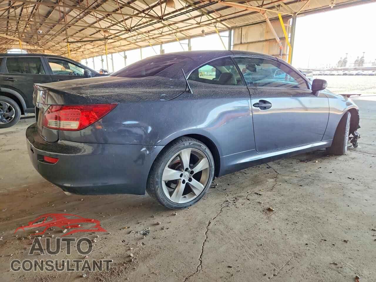 LEXUS IS 2010 - JTHFF2C20A2503999