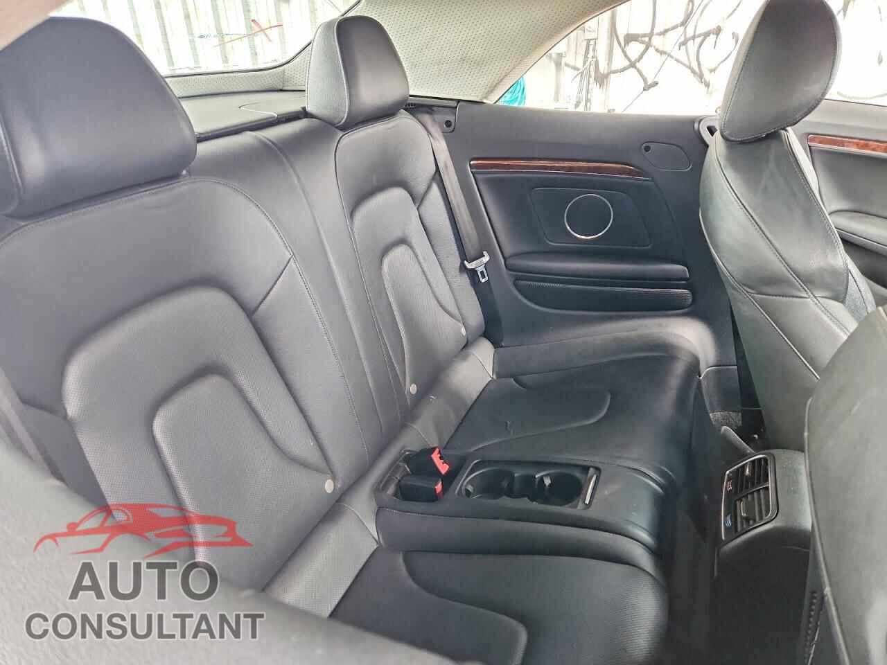 AUDI A5 2013 - WAULFAFH4DN008266
