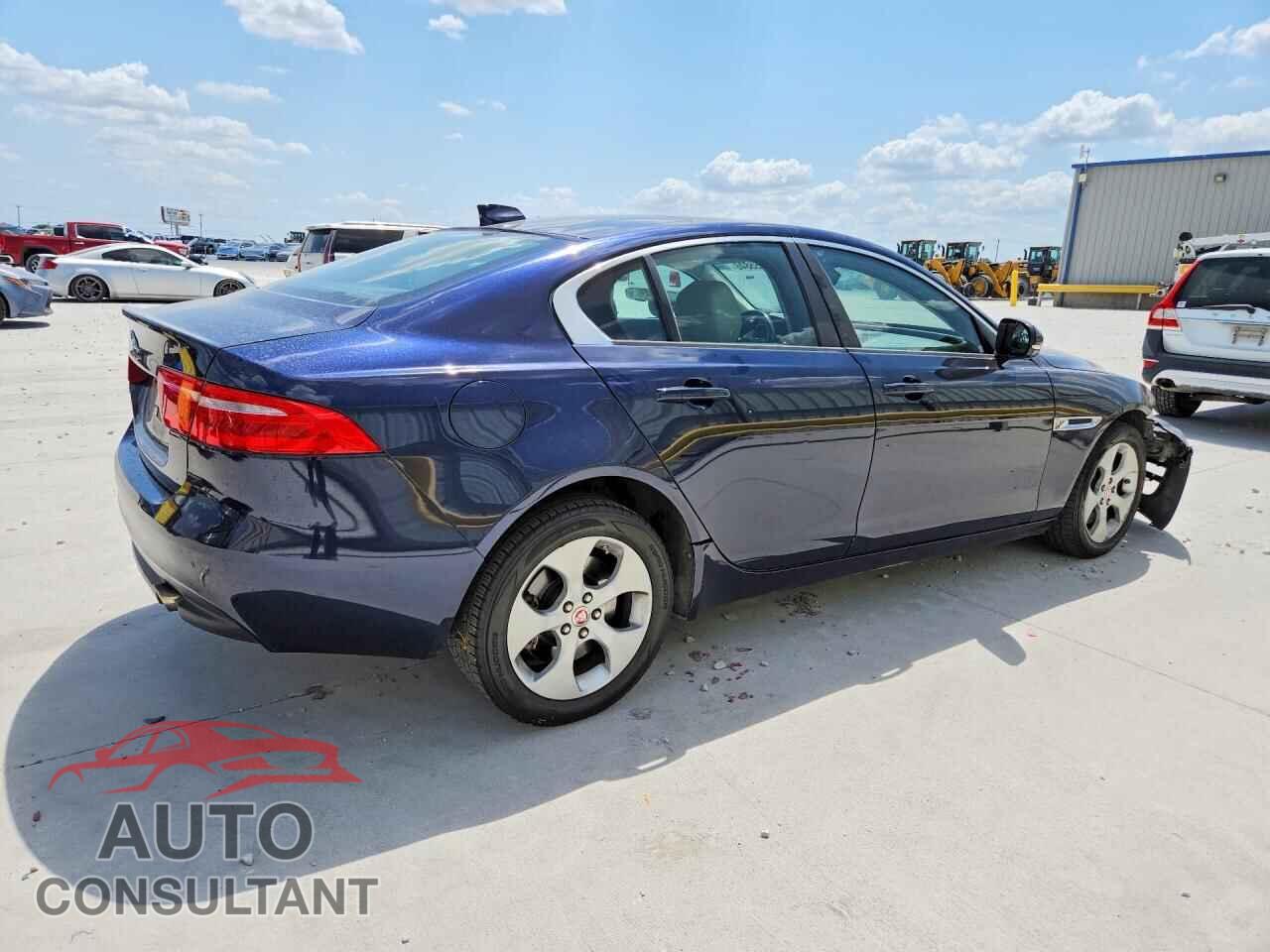 JAGUAR XE 2017 - SAJAR4BG5HA975791