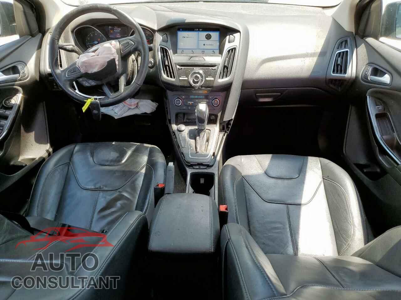 FORD FOCUS 2017 - 1FADP3J20HL238591