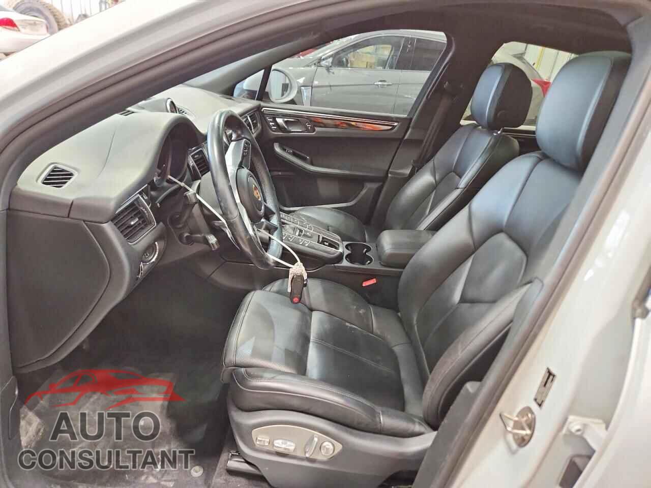 PORSCHE MACAN 2016 - WP1AB2A58GLB57626