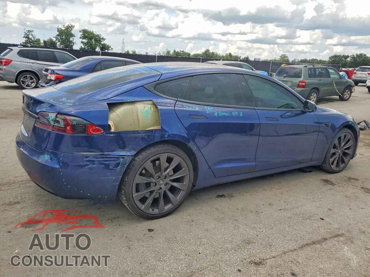 TESLA MODEL S 2017 - 5YJSA1E21HF207063