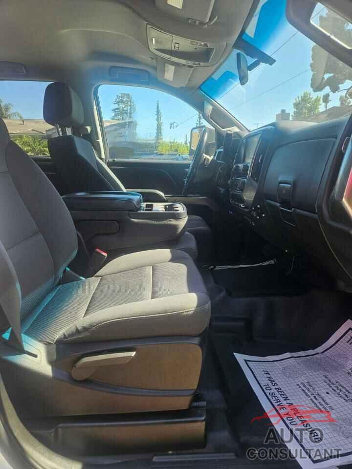 CHEVROLET ALL Models 2019 - 1GC1KSEY1KF204363