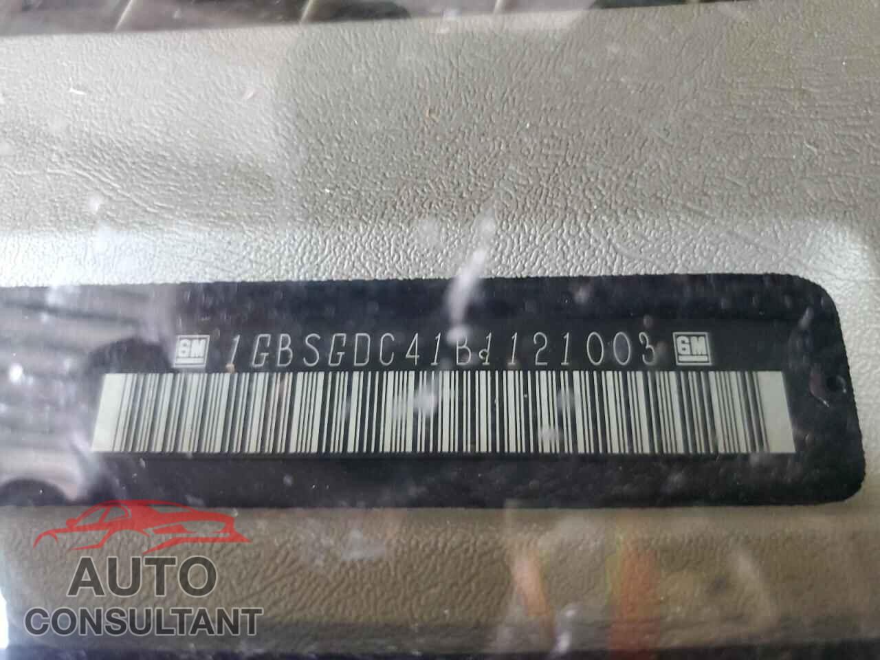 CHEVROLET EXPRESS 2011 - 1GBSGDC41B1121003