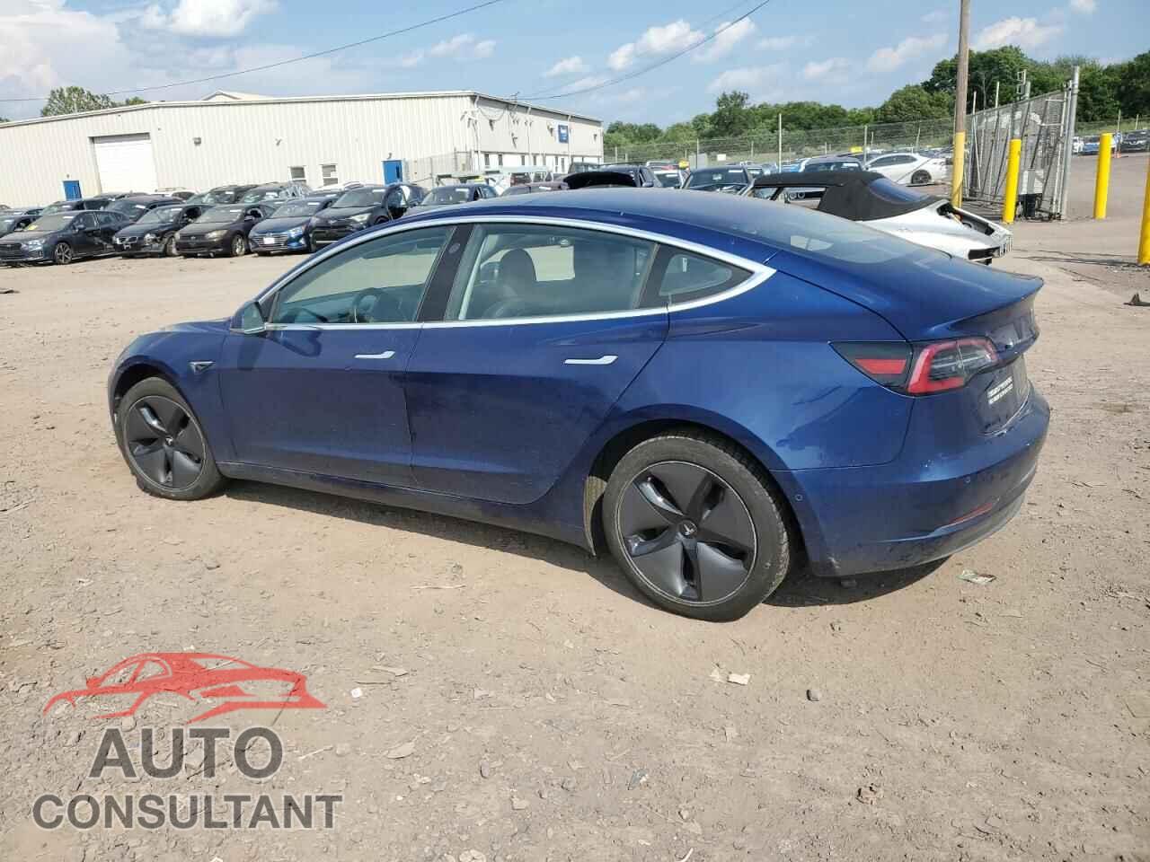 TESLA MODEL 3 2018 - 5YJ3E1EA5JF044035