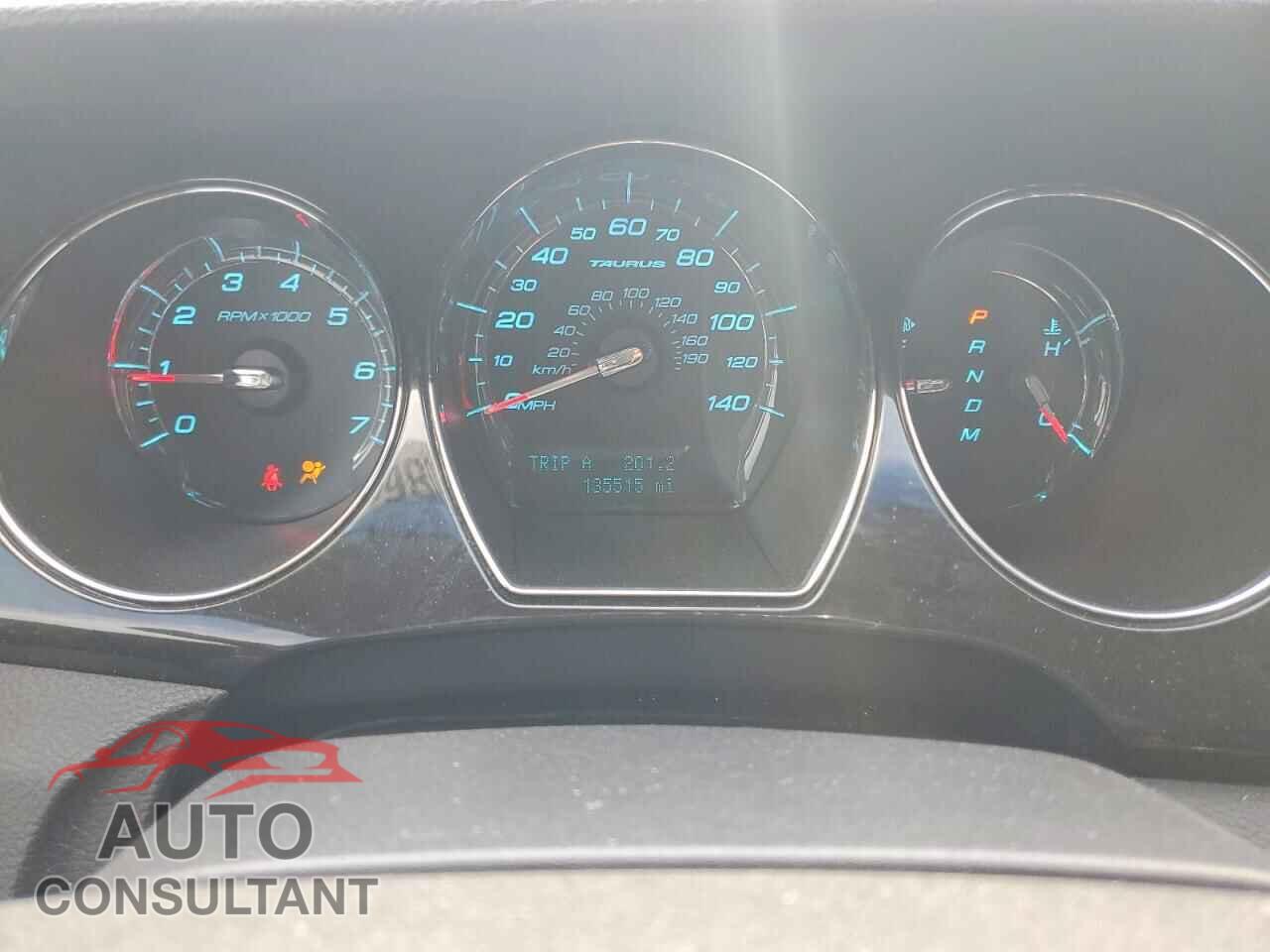 FORD TAURUS 2010 - 1FAHP2FW2AG113064