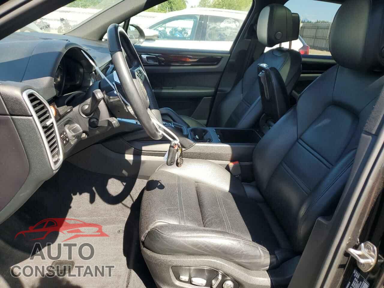 PORSCHE CAYENNE 2019 - WP1AA2AYXKDA11907