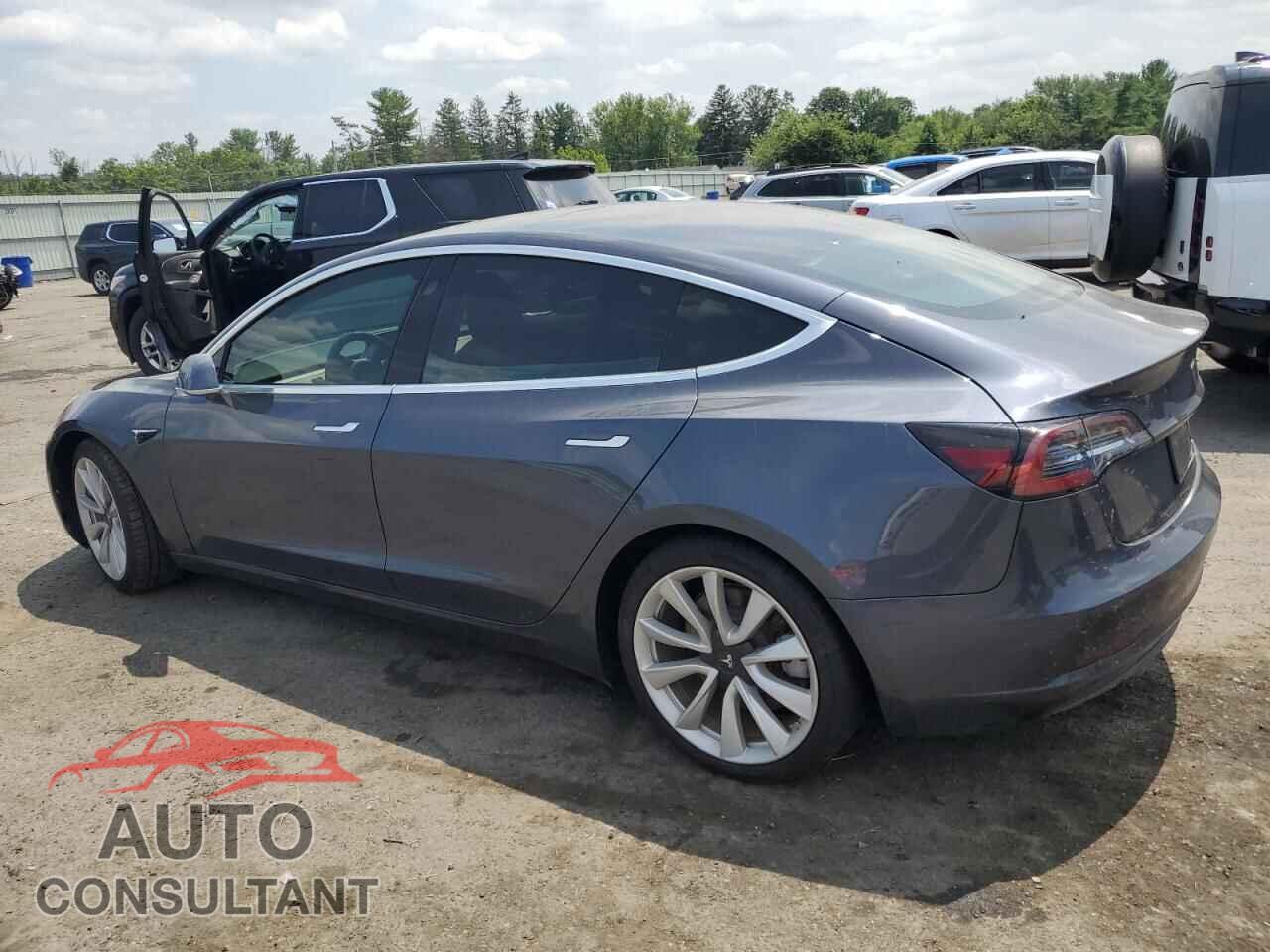 TESLA MODEL 3 2020 - 5YJ3E1EB3LF666452