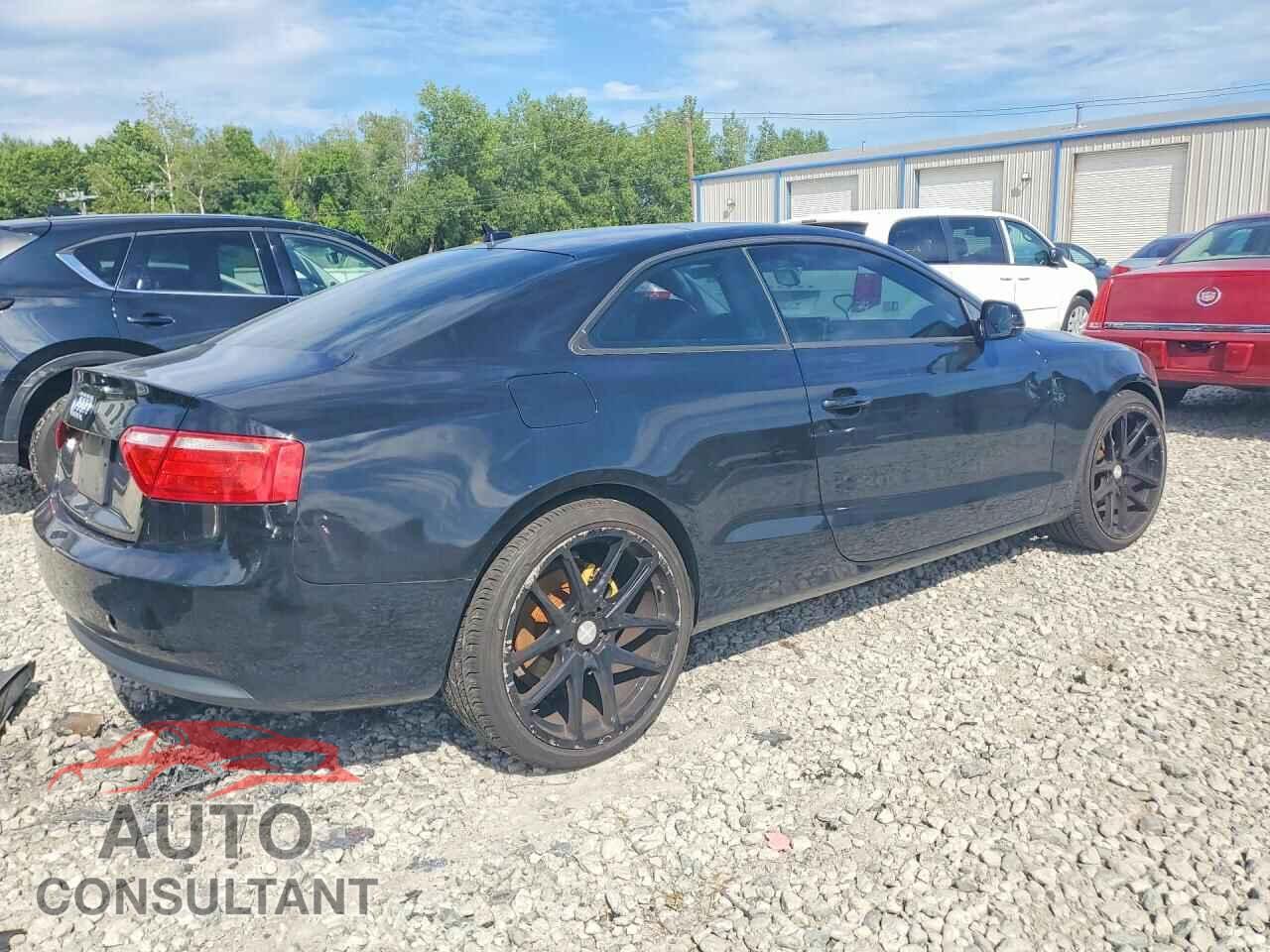 AUDI A5 2011 - WAUCFAFR2BA021238