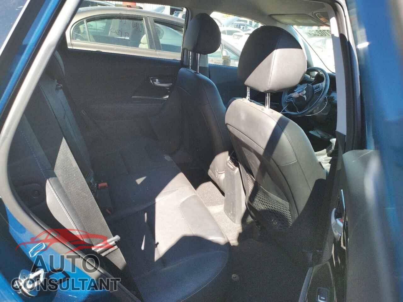 KIA NIRO 2017 - KNDCC3LC8H5102057