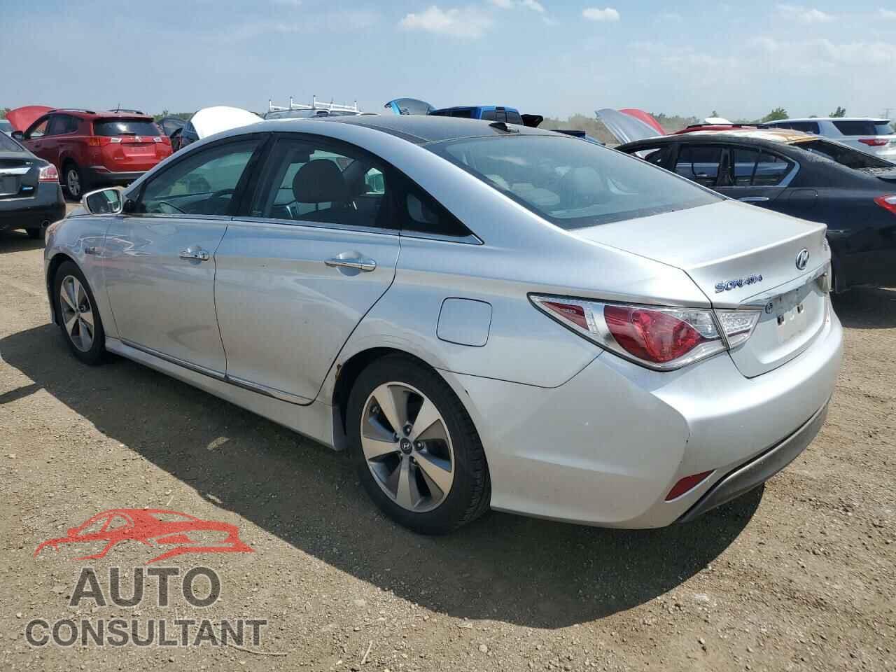 HYUNDAI SONATA 2012 - KMHEC4A45CA031602