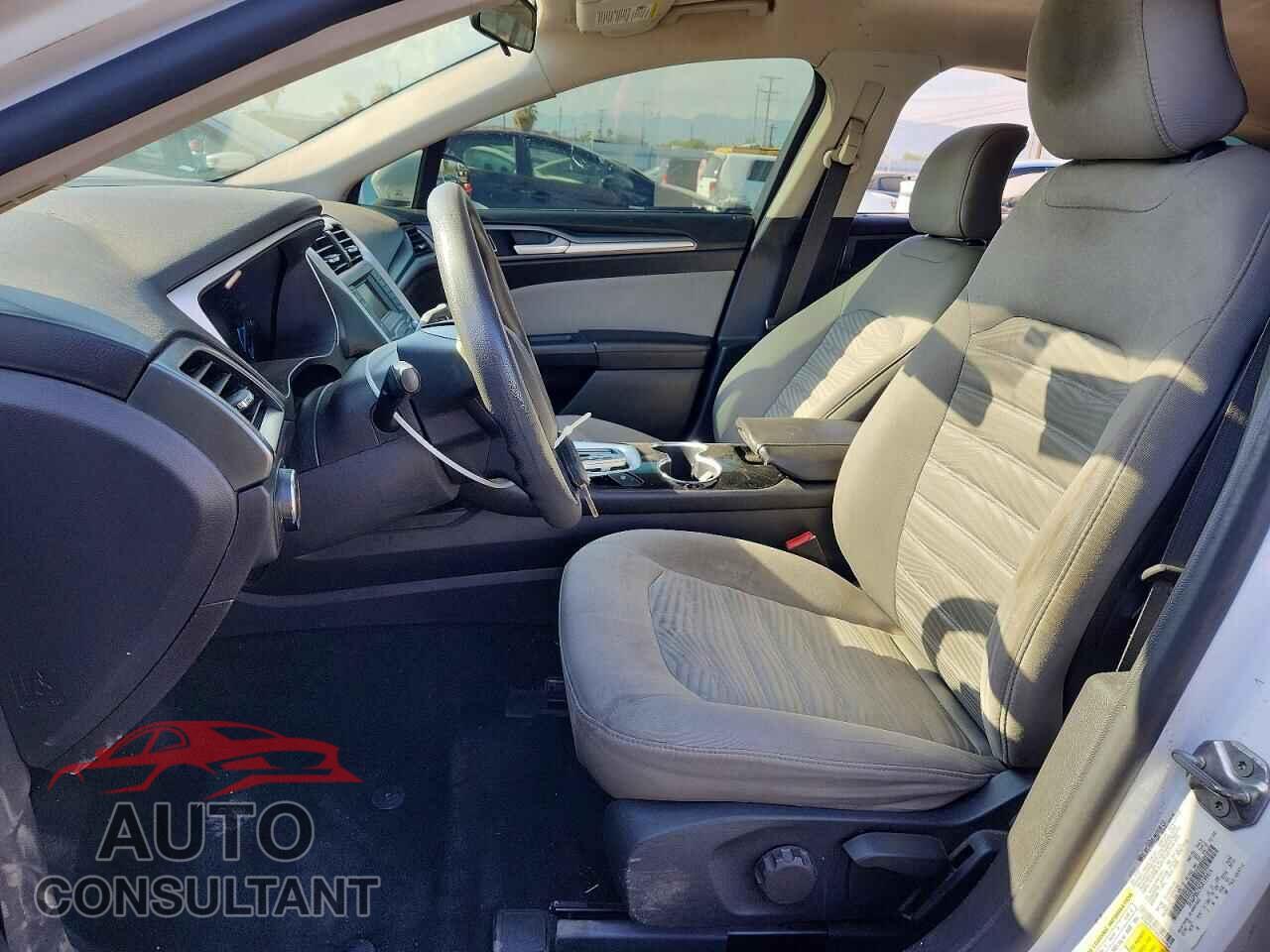 FORD FUSION 2016 - 3FA6P0G79GR199414
