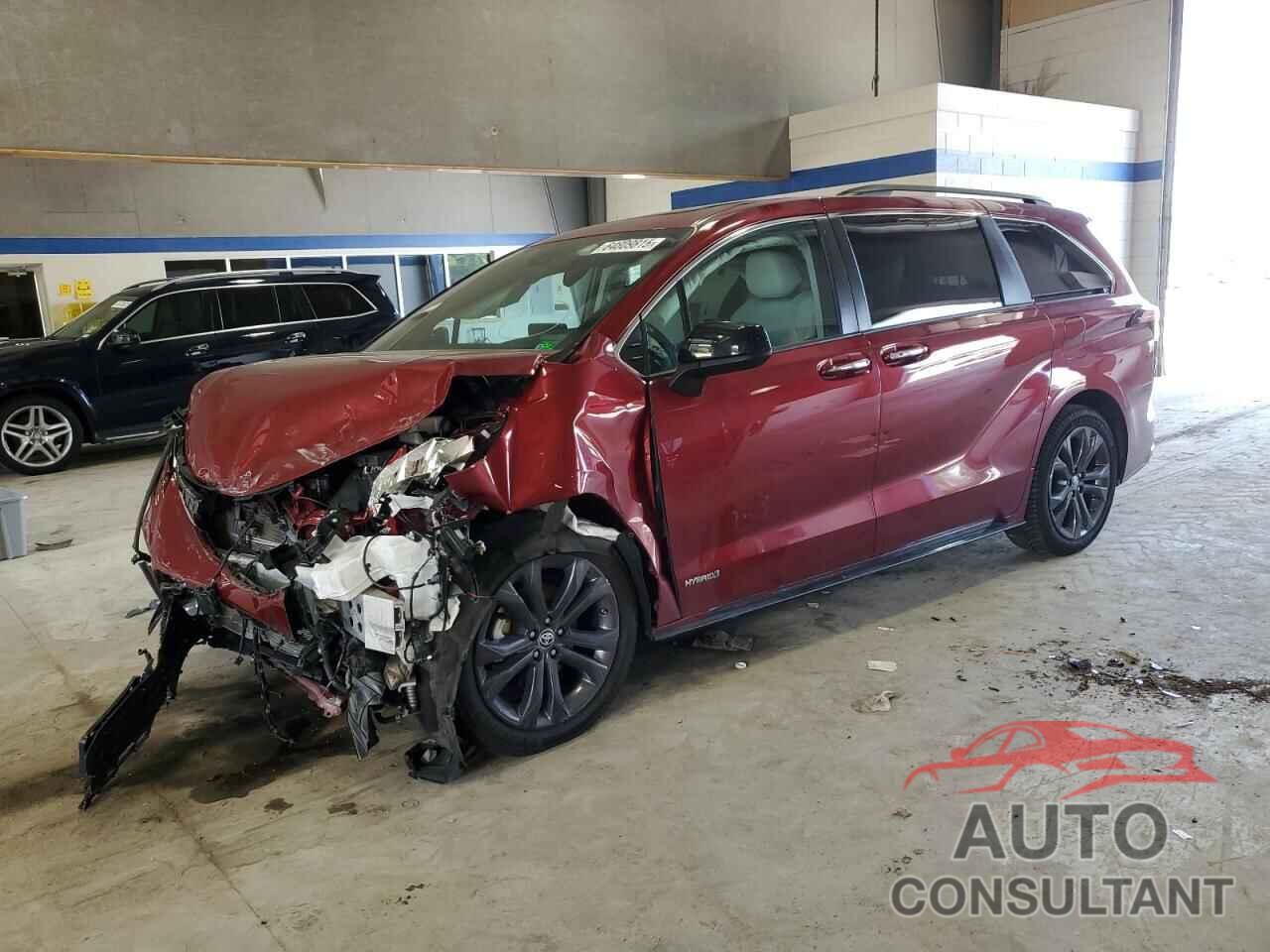 TOYOTA SIENNA 2021 - 5TDDRKEC5MS060266