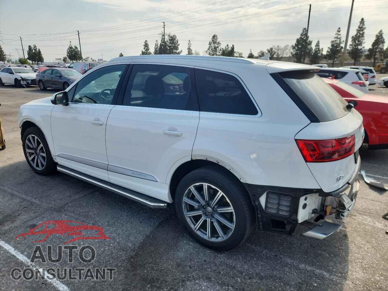 AUDI Q7 2019 - WA1AHAF75KD033007