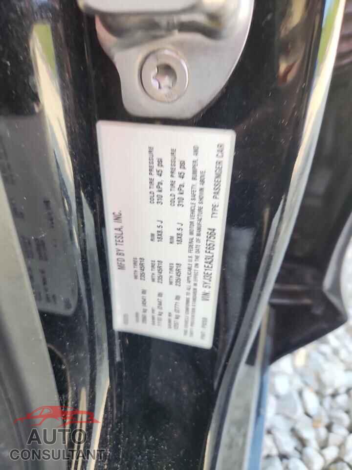 TESLA MODEL 3 2020 - 5YJ3E1EA3LF657564