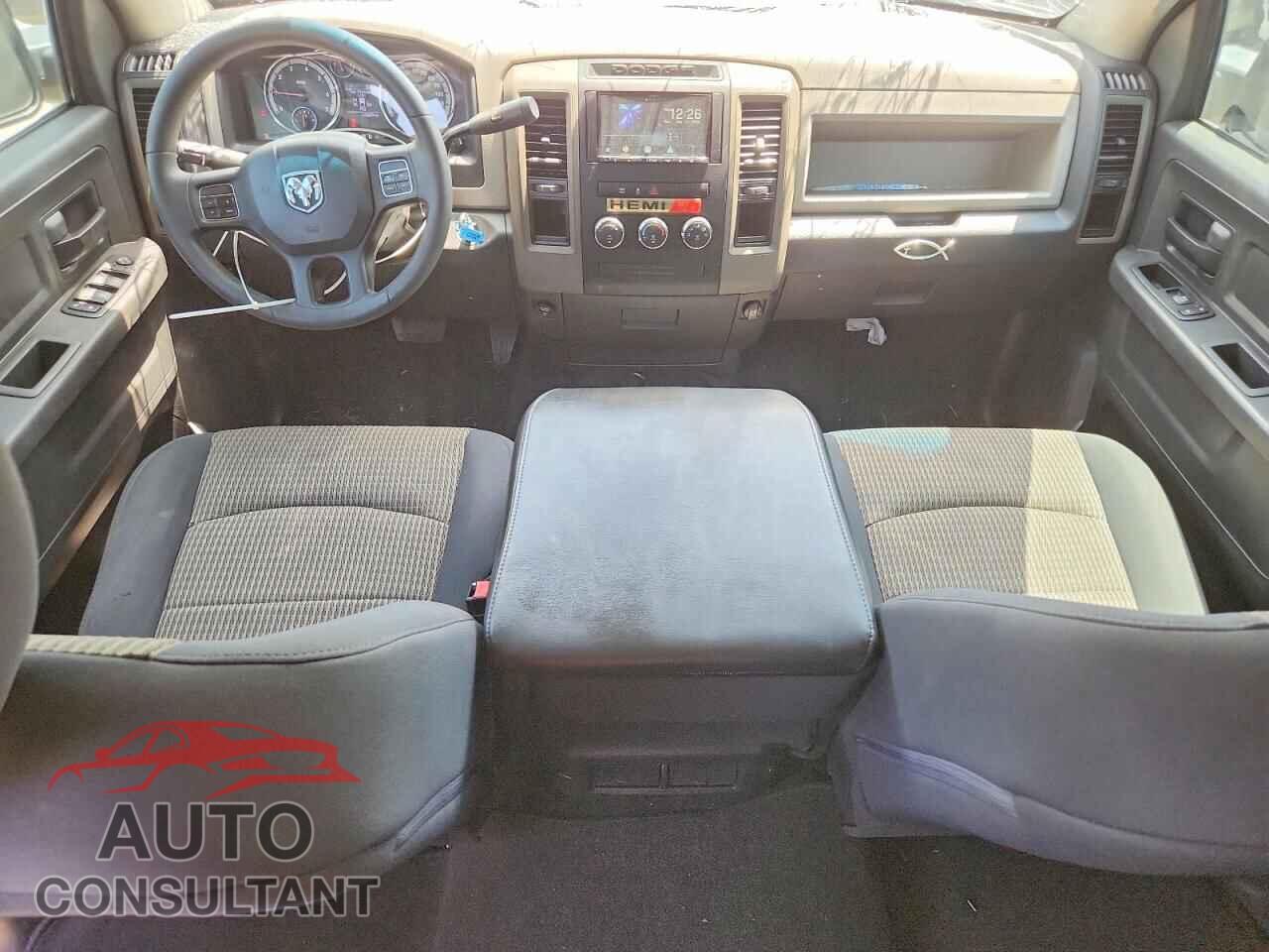 DODGE RAM 1500 2012 - 1C6RD6KT8CS293958