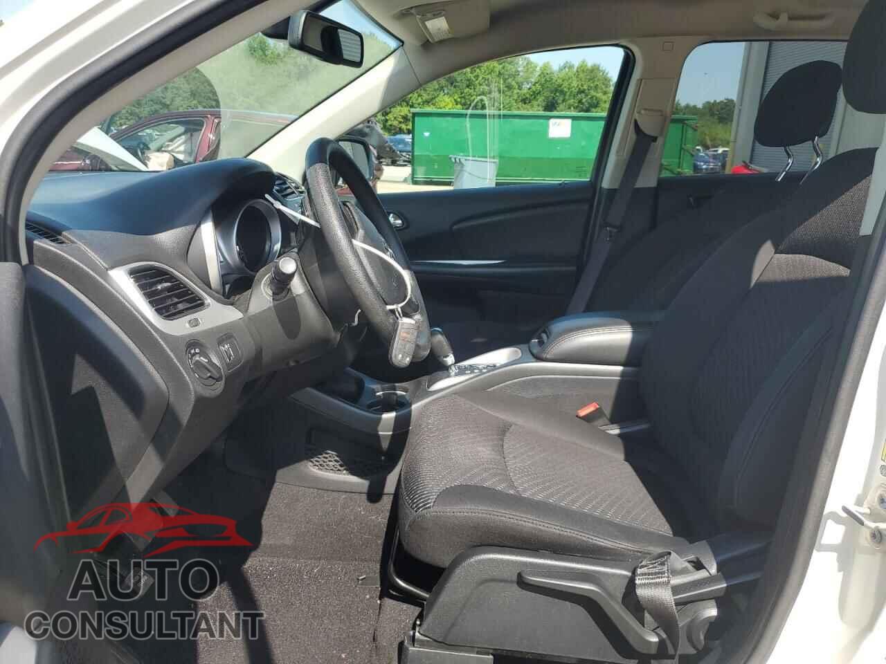 DODGE JOURNEY 2018 - 3C4PDCAB3JT427004