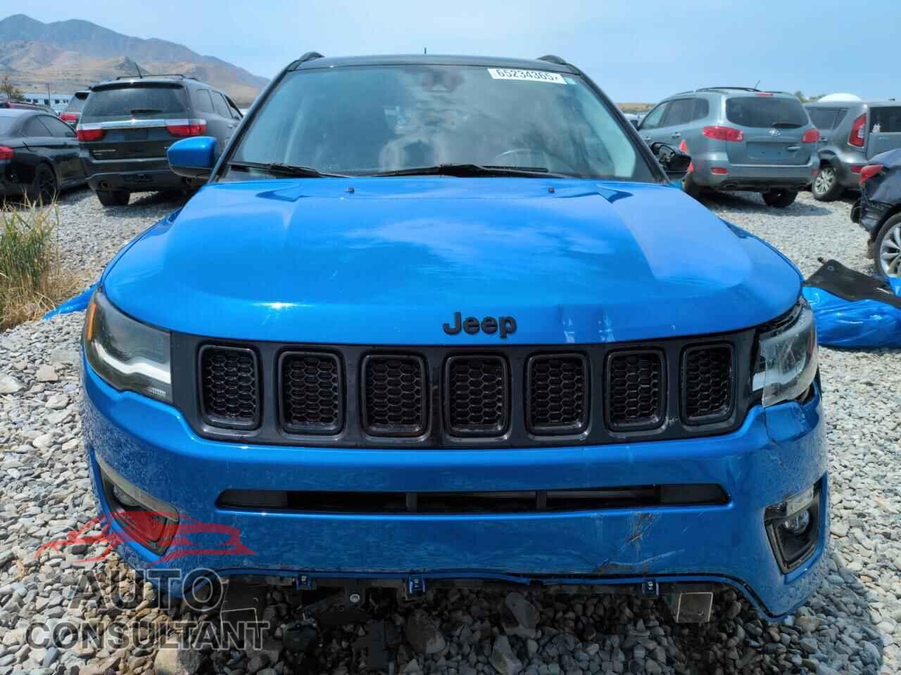 JEEP COMPASS 2018 - 3C4NJCBB5JT407724