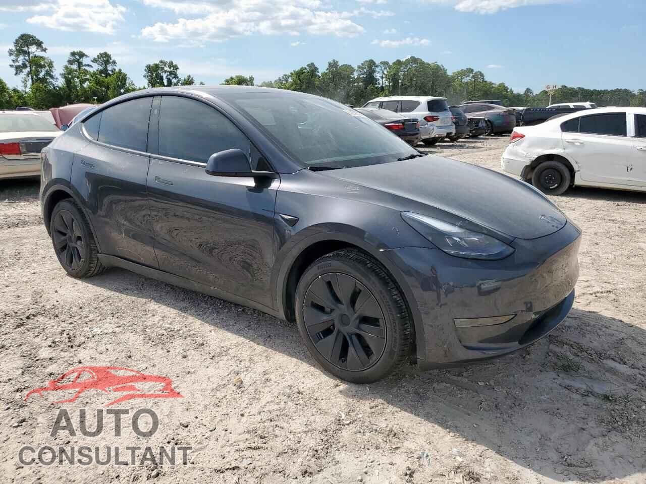 TESLA MODEL Y 2025 - 7SAYGDED6SA347998