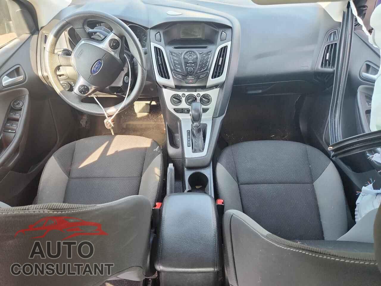FORD FOCUS 2014 - 1FADP3F22EL359059