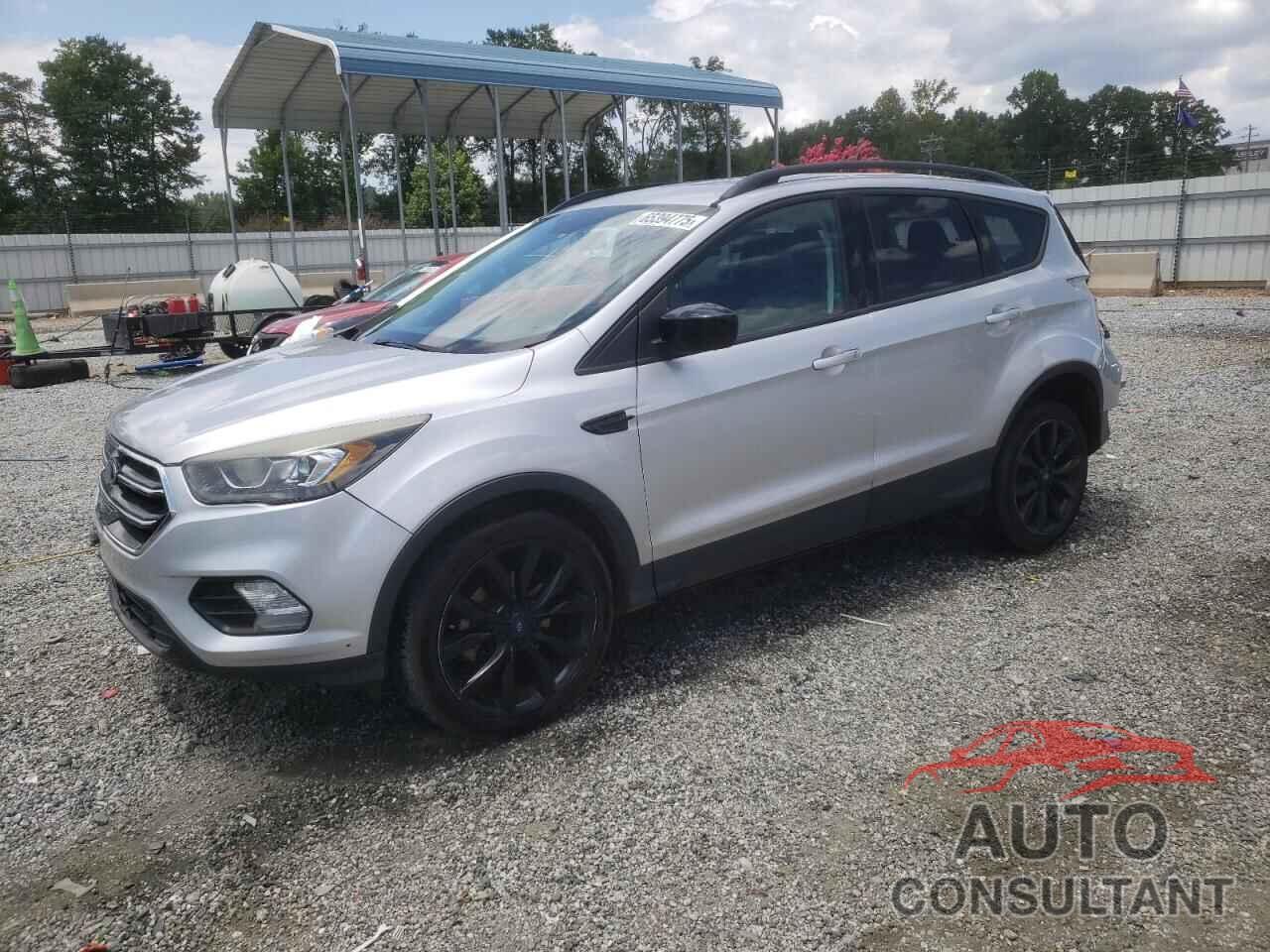 FORD ESCAPE 2017 - 1FMCU0GD5HUA36101