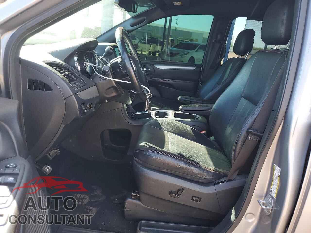DODGE CARAVAN 2018 - 2C4RDGEG0JR249044