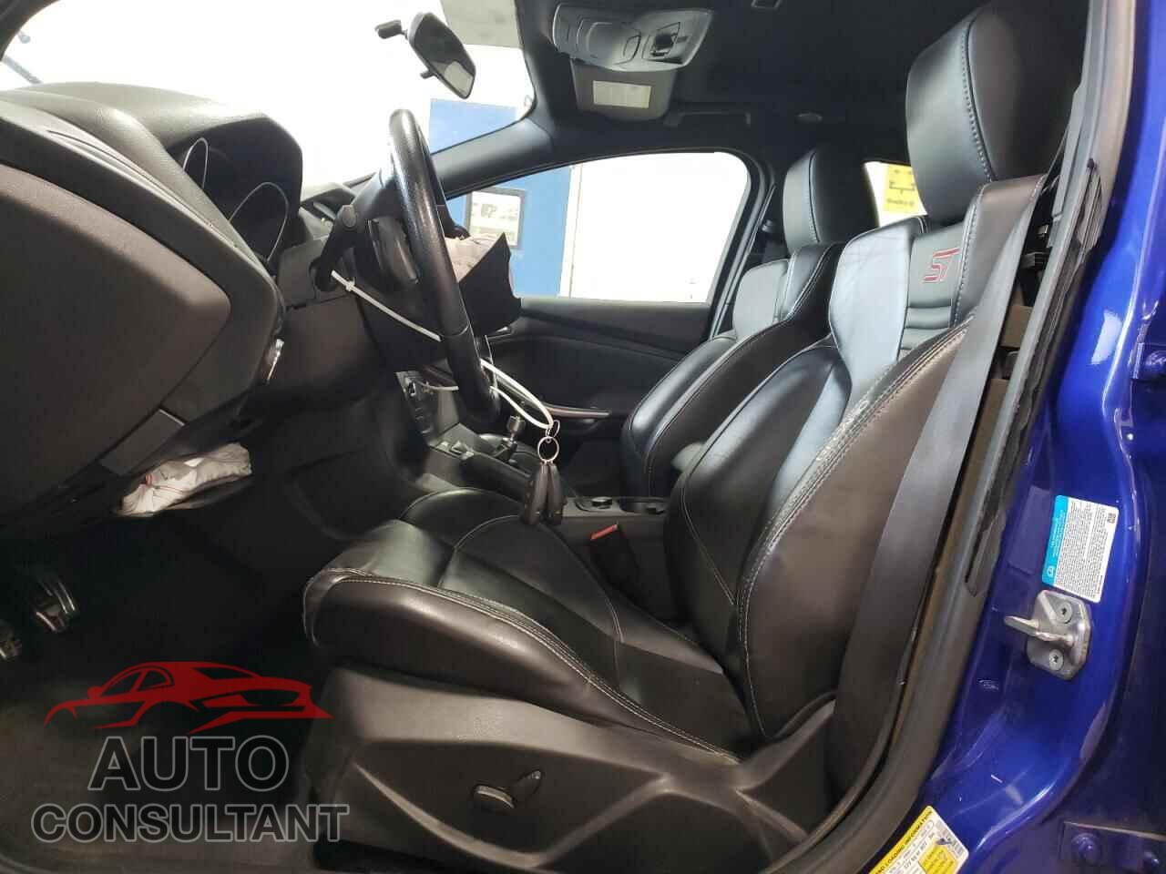 FORD FOCUS 2014 - 1FADP3L93EL399135