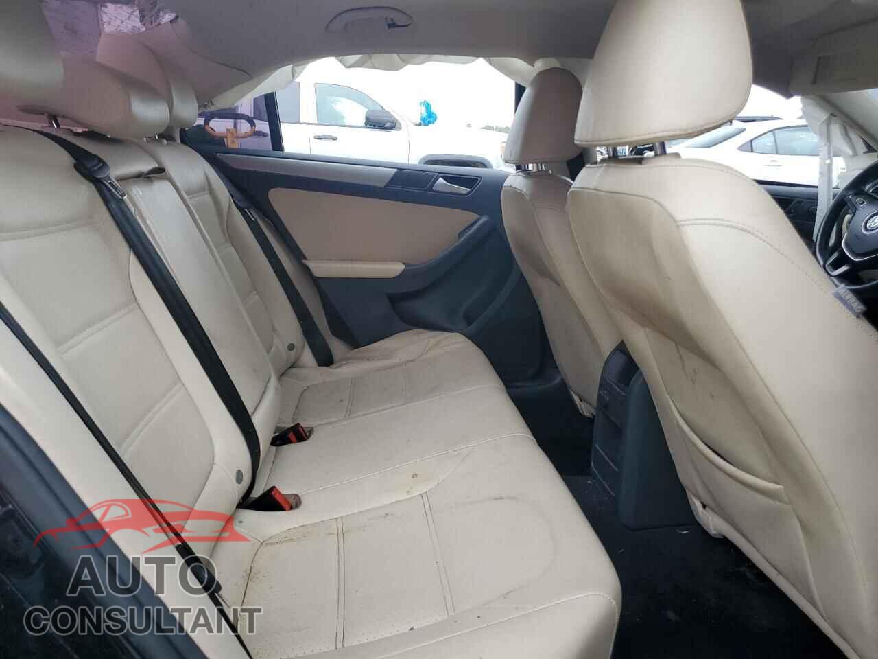 VOLKSWAGEN JETTA 2017 - 3VWDB7AJ0HM379597