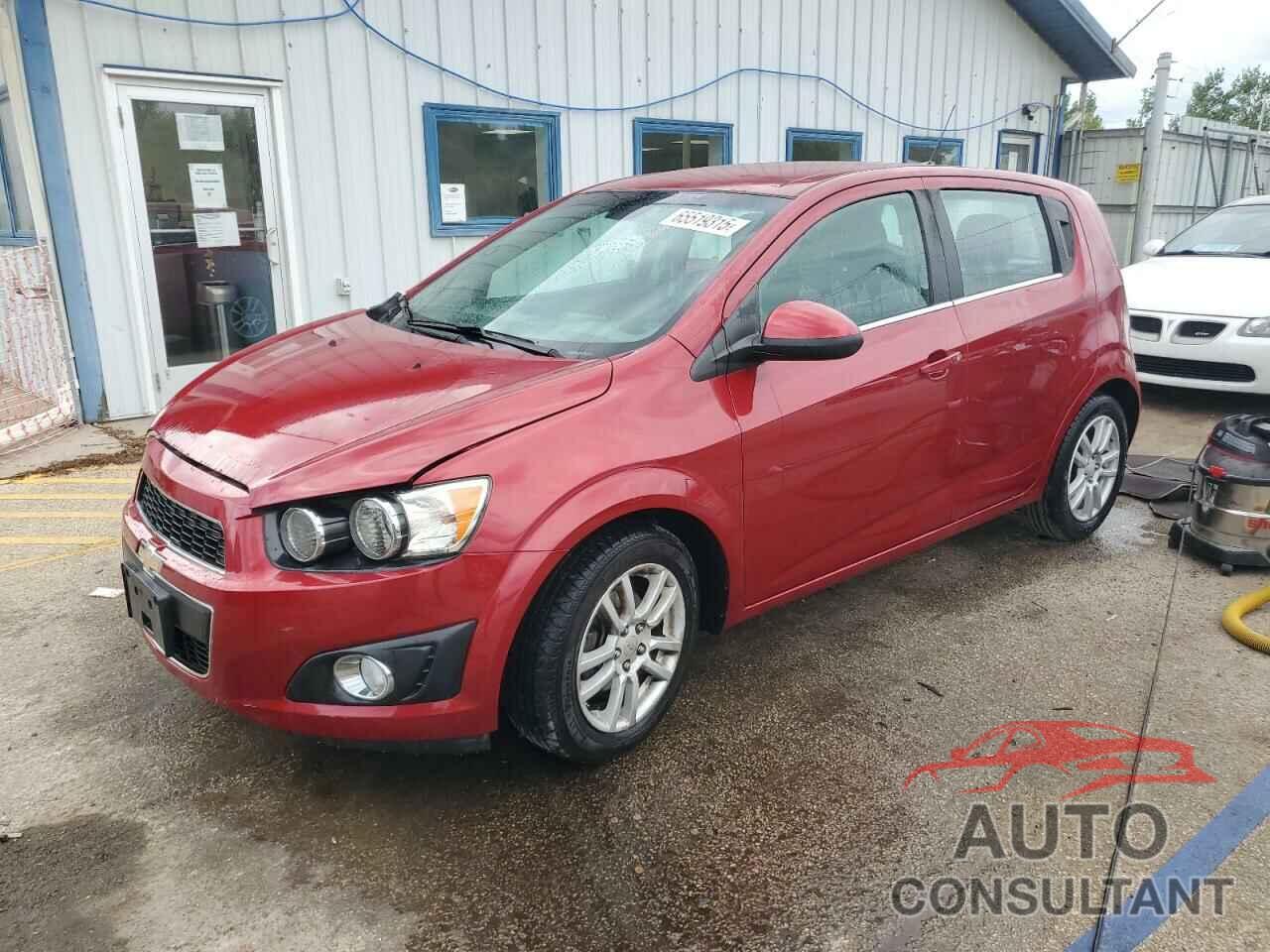 CHEVROLET SONIC 2013 - 1G1JC6SH9D4257103