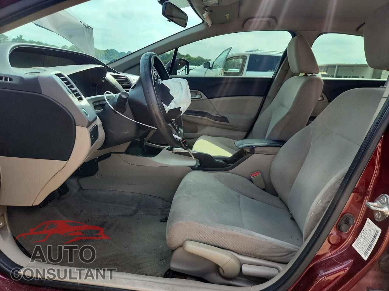 HONDA CIVIC 2012 - 2HGFB2F51CH579438