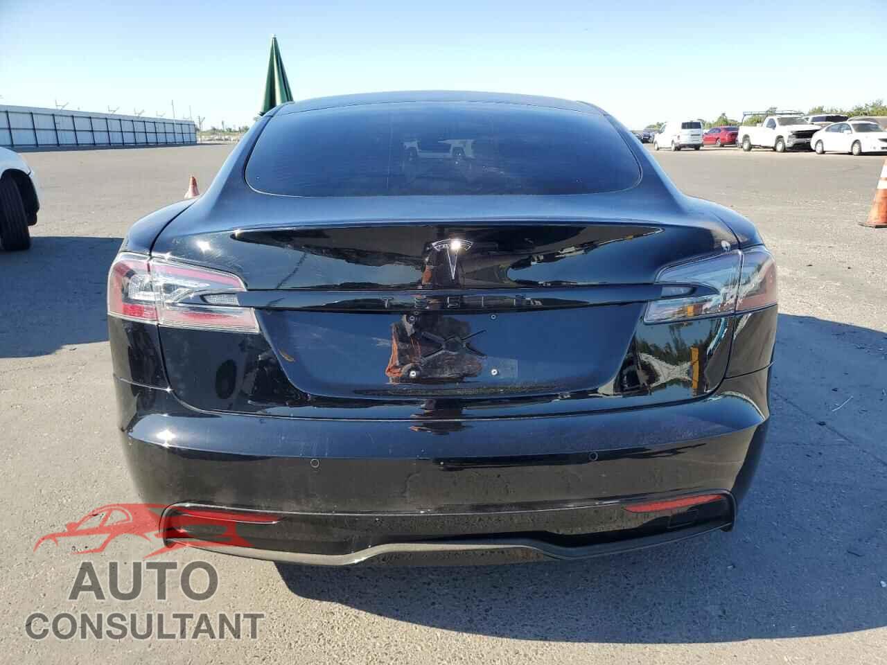 TESLA MODEL S 2021 - 5YJSA1E52MF439577