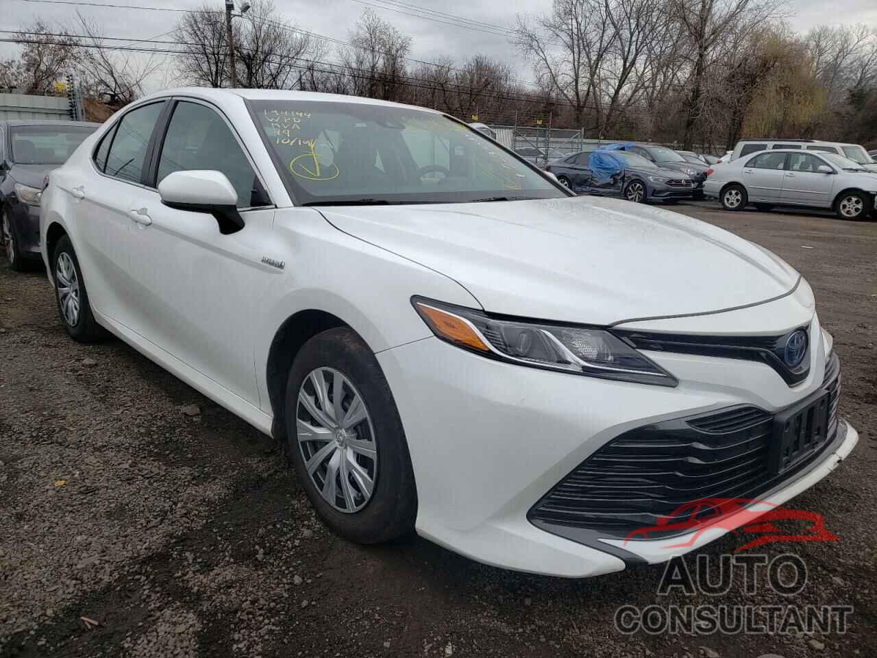 TOYOTA CAMRY 2018 - 4T1B31HK4JU002562