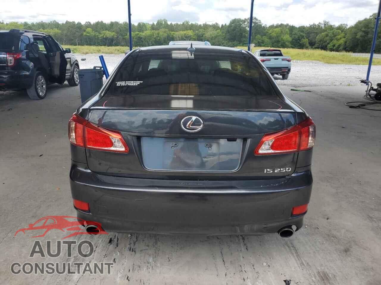 LEXUS IS 2011 - JTHBF5C21B5143576