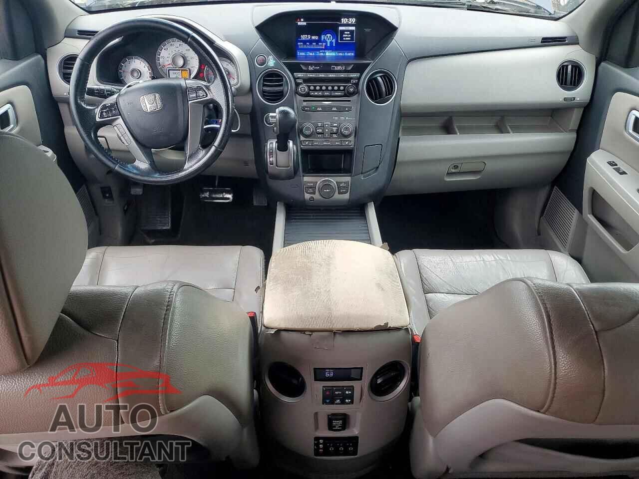 HONDA PILOT 2012 - 5FNYF4H65CB010028