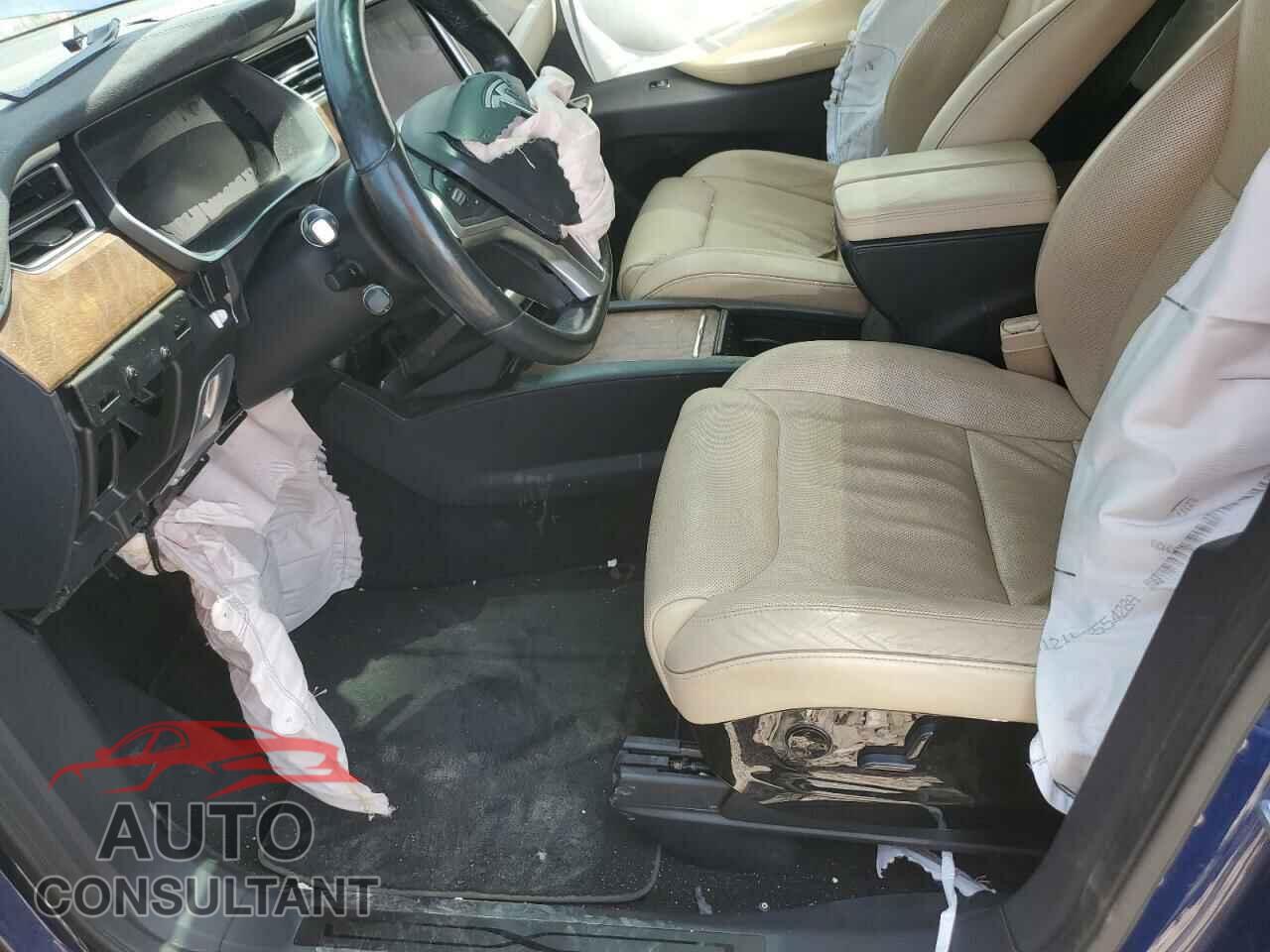 TESLA MODEL X 2016 - 5YJXCAE25GF020424