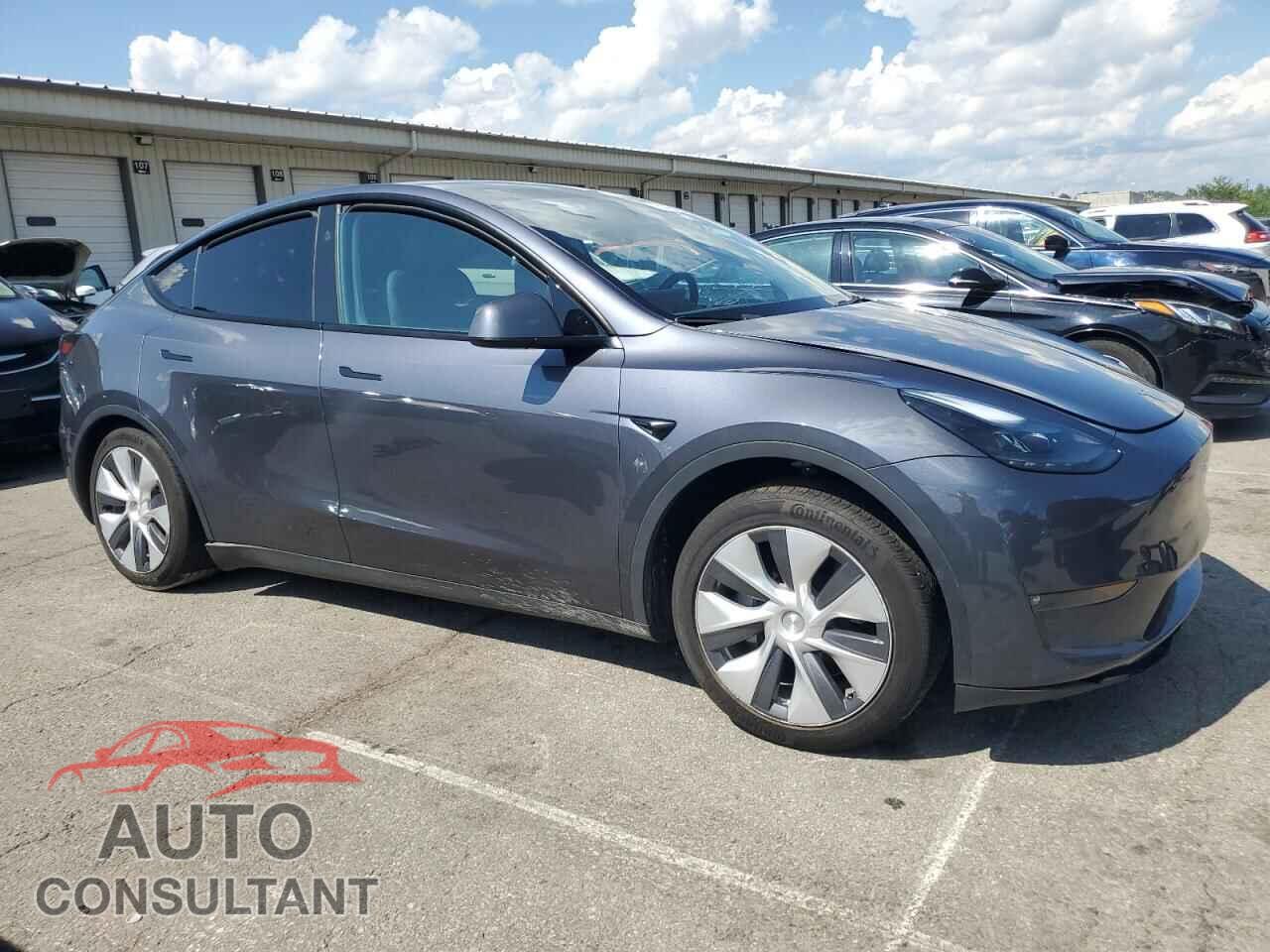 TESLA MODEL Y 2023 - 7SAYGDED8PF943673