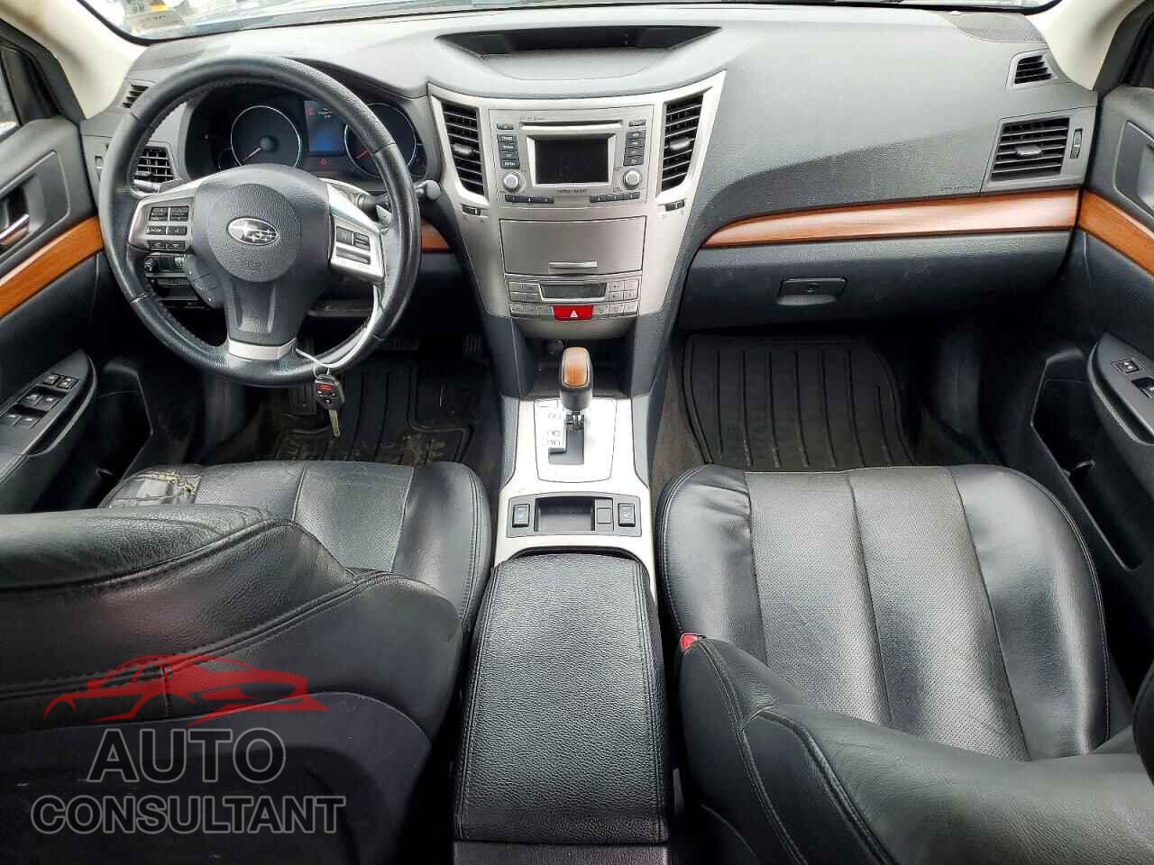 SUBARU OUTBACK 2014 - 4S4BRBLC0E3296882